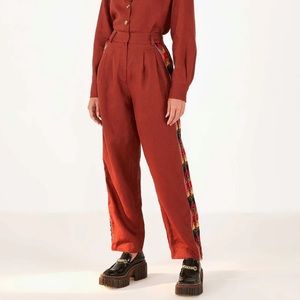 Farm Rio brown carrot pants